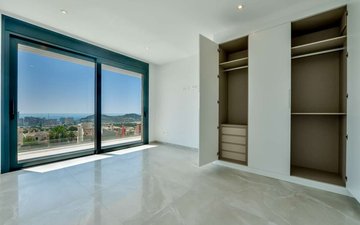 Property slide 83