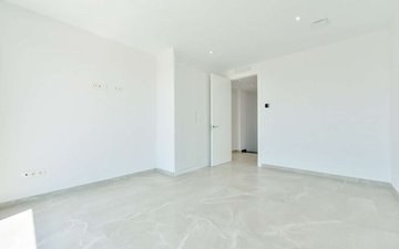Property slide 84