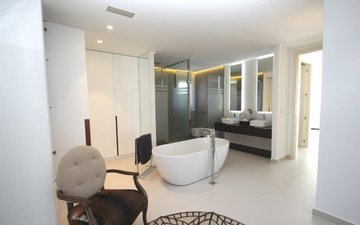 Property slide 21