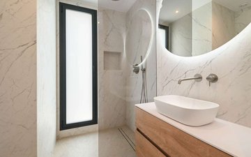 Property slide 32