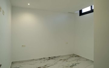 Property slide 22