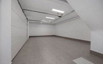 Property slide 28
