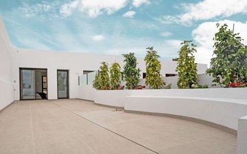 Property slide 18