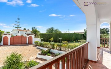 Property slide 22