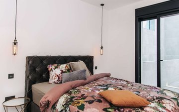 Property slide 44