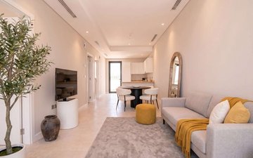 Property slide 18