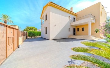 Property slide 11
