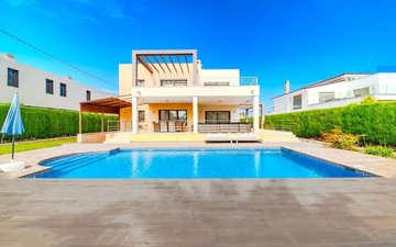 Property slide 17