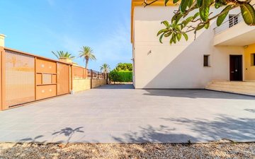 Property slide 24