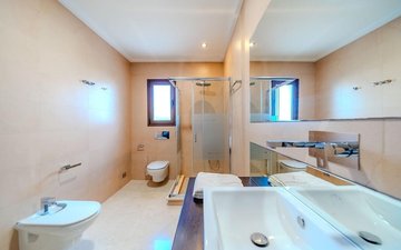 Property slide 36