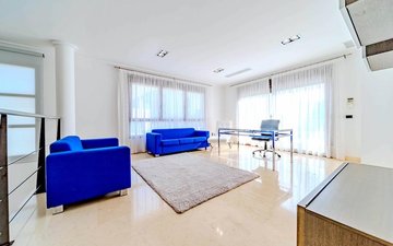 Property slide 41