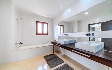 Property slide 48
