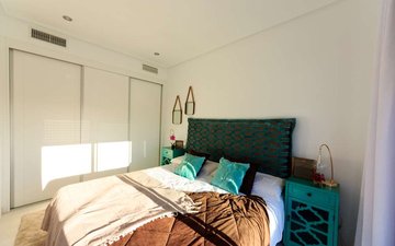 Property slide 16