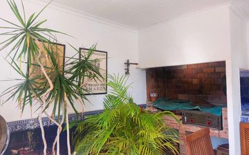 Property slide 18