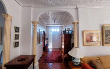 Property slide 24