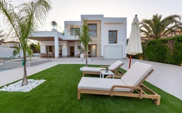 Property slide 34