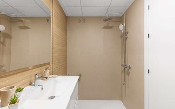 Property slide 32
