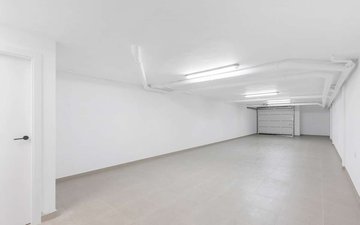 Property slide 40