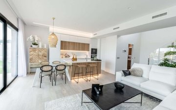 Property slide 14