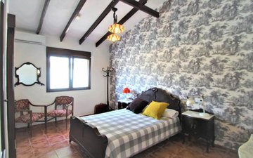 Property slide 24