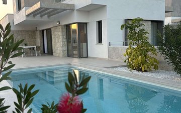Property slide 4