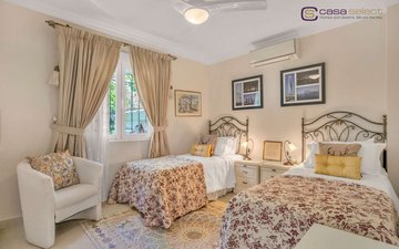 Property slide 14