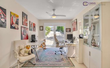 Property slide 17