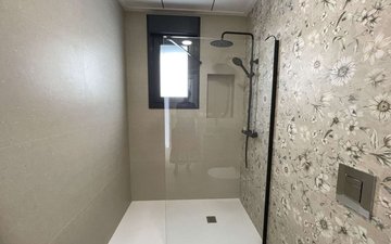 Property slide 14
