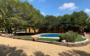 Property slide 39