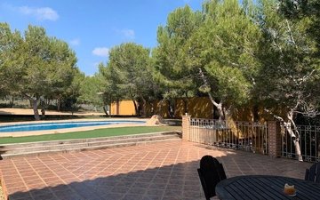 Property slide 25