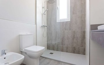 Property slide 24