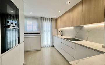 Property slide 28