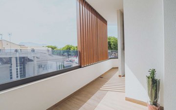 Property slide 28