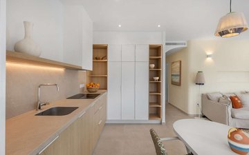 Property slide 17
