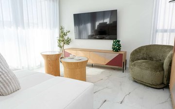 Property slide 8