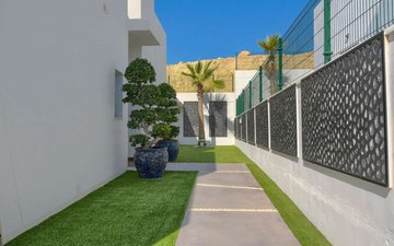Property slide 22