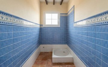 Property slide 72
