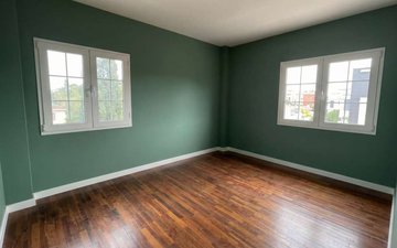 Property slide 60