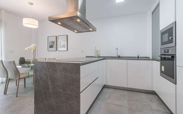 Property slide 32