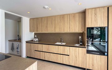 Property slide 21
