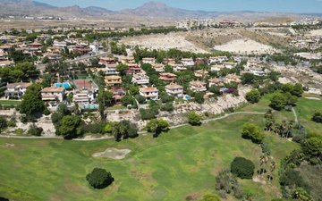 Property slide 39
