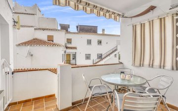 Property slide 10