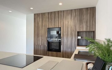 Property slide 81