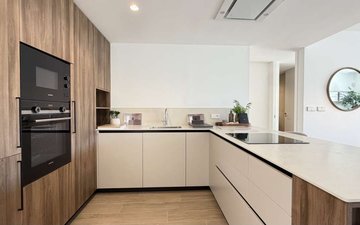 Property slide 75