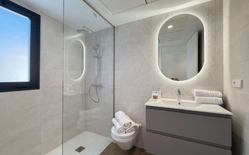 Property slide 25