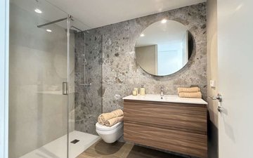 Property slide 62