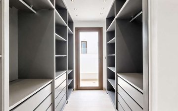 Property slide 18