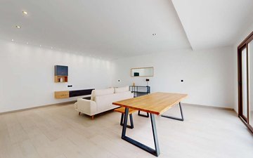 Property slide 21
