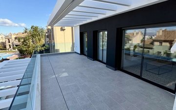 Property slide 22