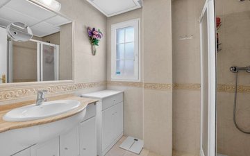 Property slide 31